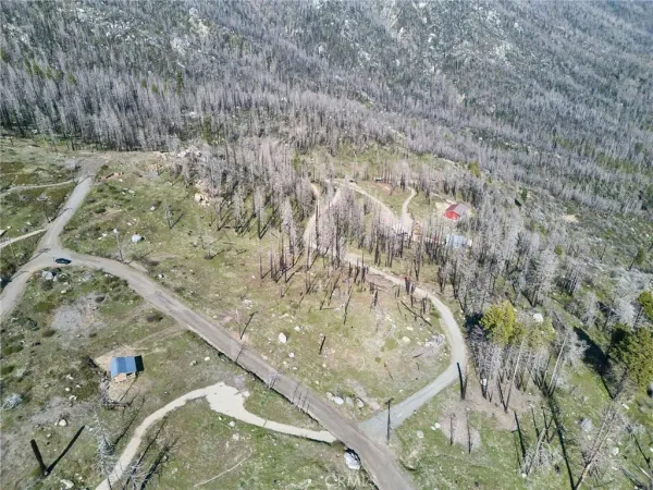 a view of a dry dry field