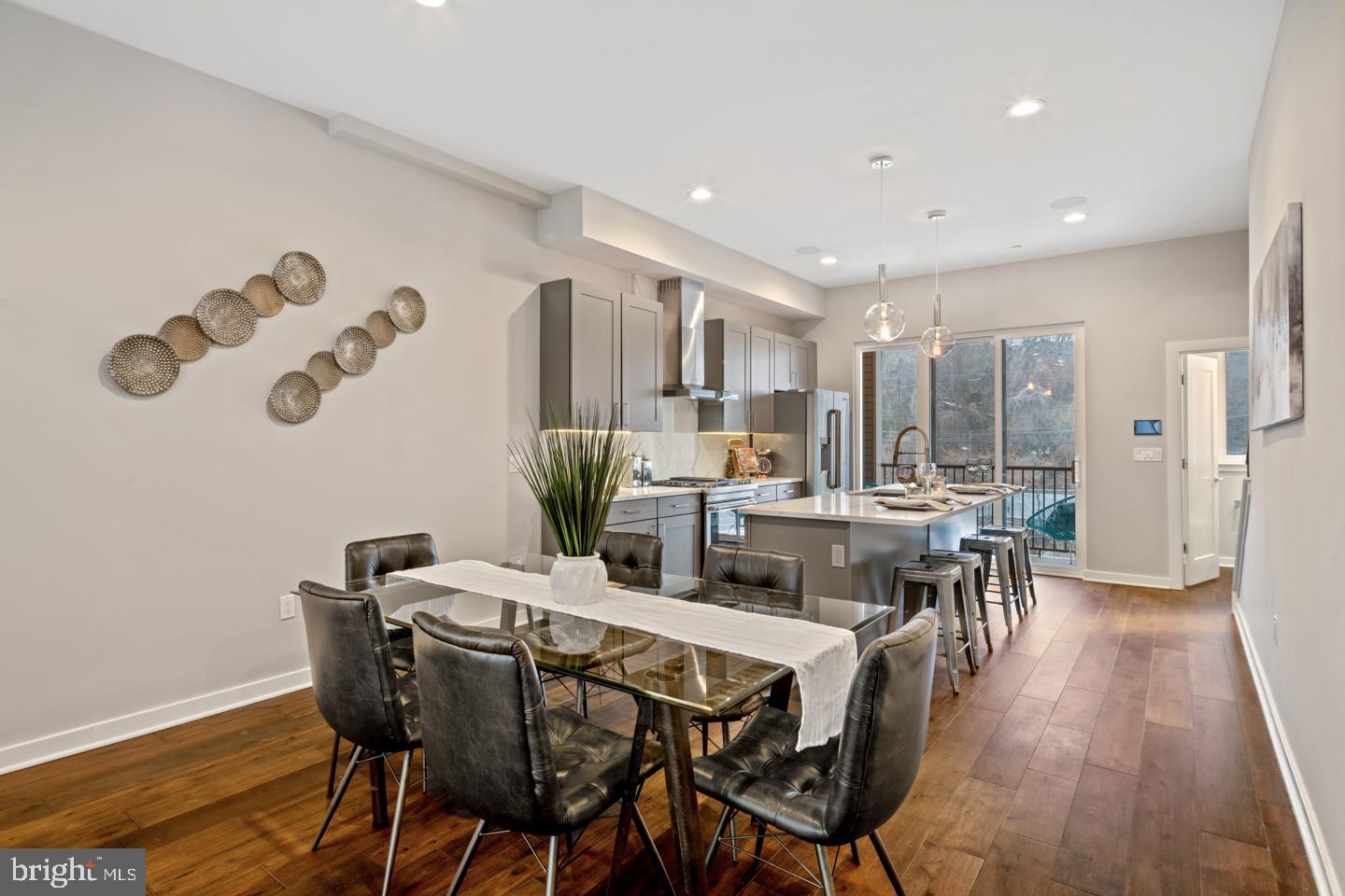 4444 River Ridge Court Philadelphia, PA 19129 - Photo 4 of 27 Gallery Image 4