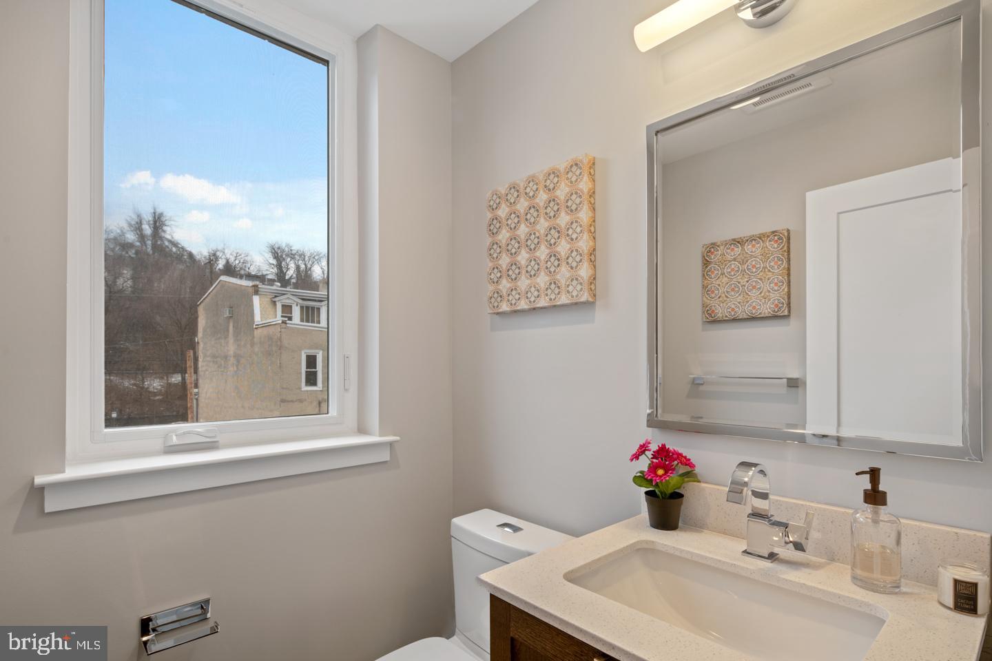 4444 River Ridge Court Philadelphia, PA 19129 - Photo 7 of 27 Gallery Image 7
