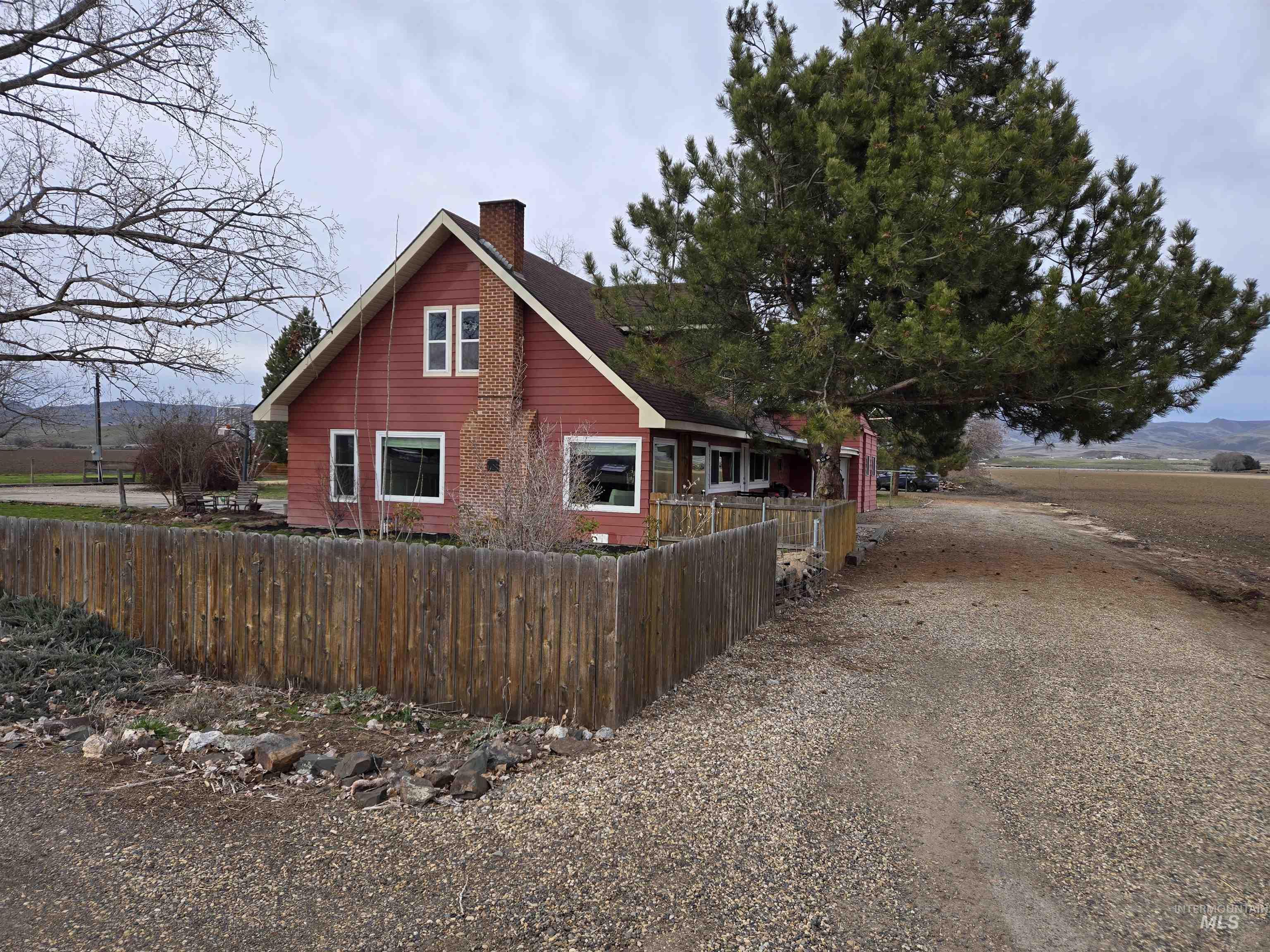 924 Olds Ferry Road Weiser, ID 83672 - Photo 4 of 46