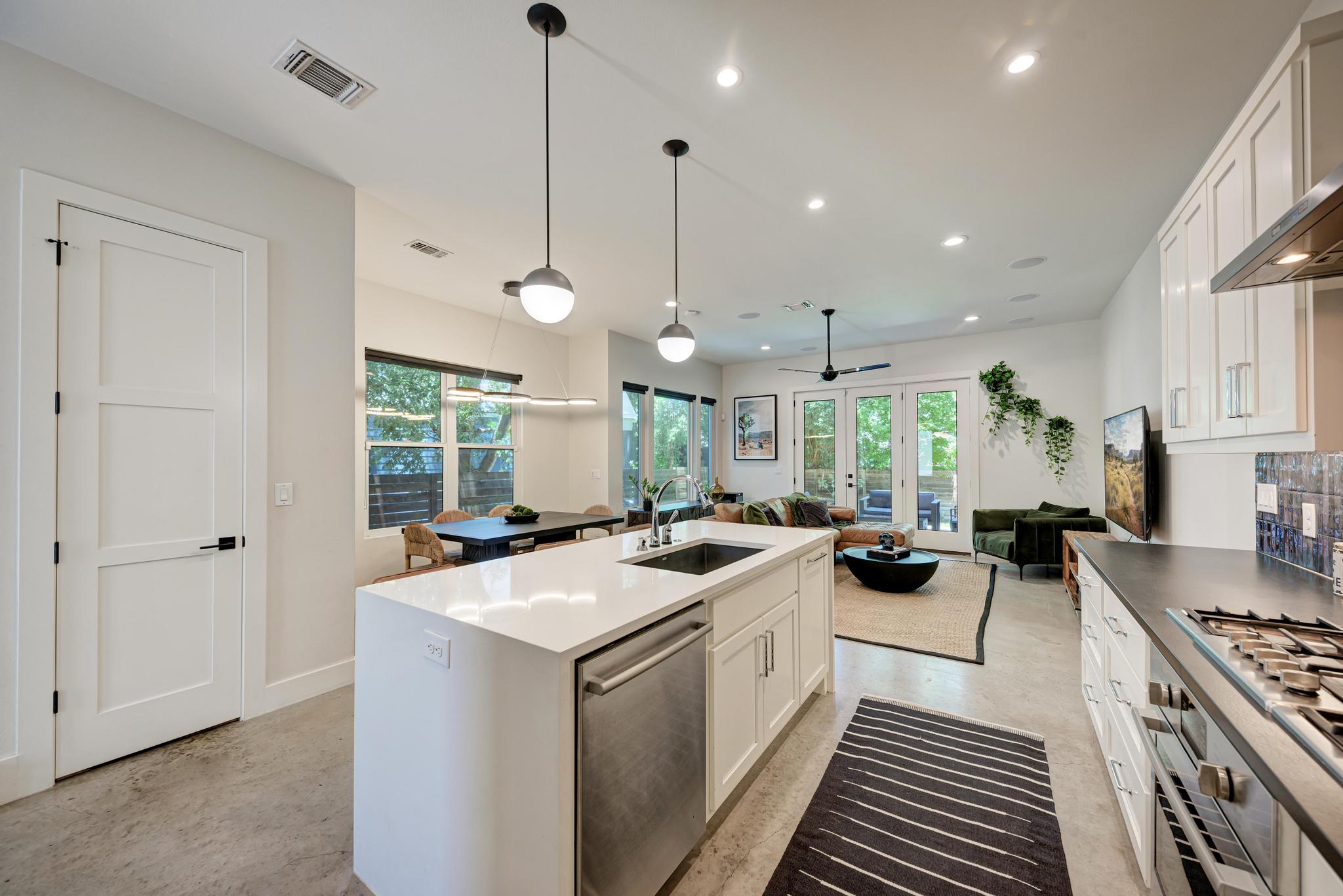 918 Cardinal Lane, Unit A Austin, TX 78704 - Photo 10 of 40