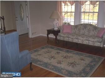 41 Hamilton Road Marlton, NJ 08053 - Photo 3 of 12 Living Room