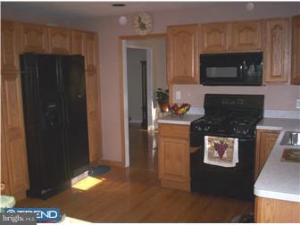 41 Hamilton Road Marlton, NJ 08053 - Photo 6 of 12 Kitchen