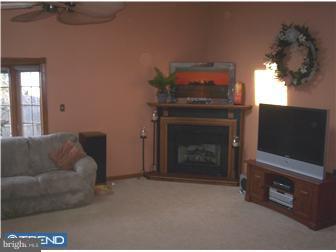41 Hamilton Road Marlton, NJ 08053 - Photo 7 of 12 Family Room