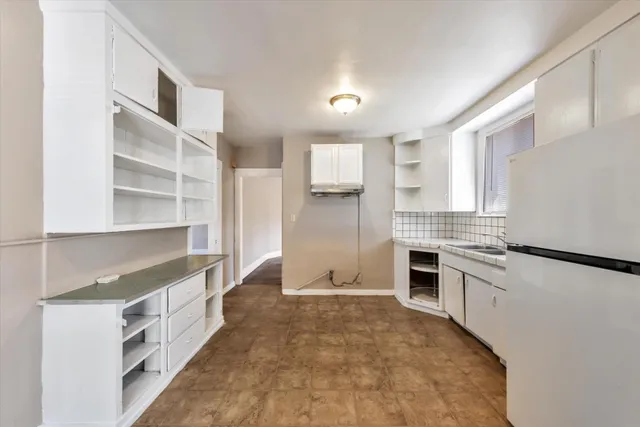 $825,000 | 6033 Foothill Boulevard, Oakland, CA 94605