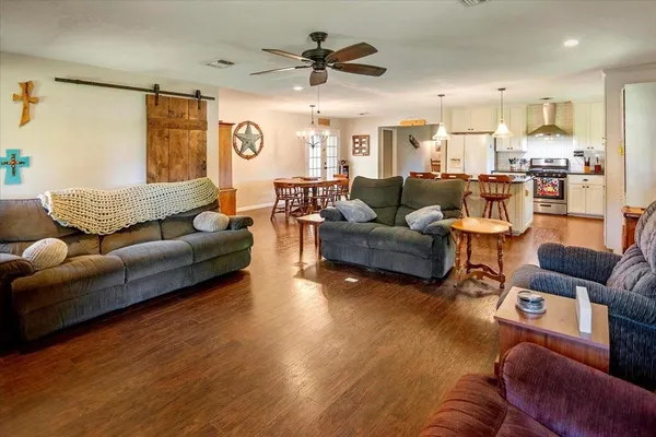 $260,000 | 604 West 15th Street, Brady, TX 76825