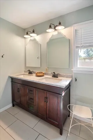 $299,000 | 604 West 15th Street, Brady, TX 76825