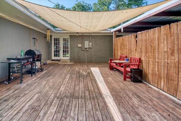 $260,000 | 604 West 15th Street, Brady, TX 76825