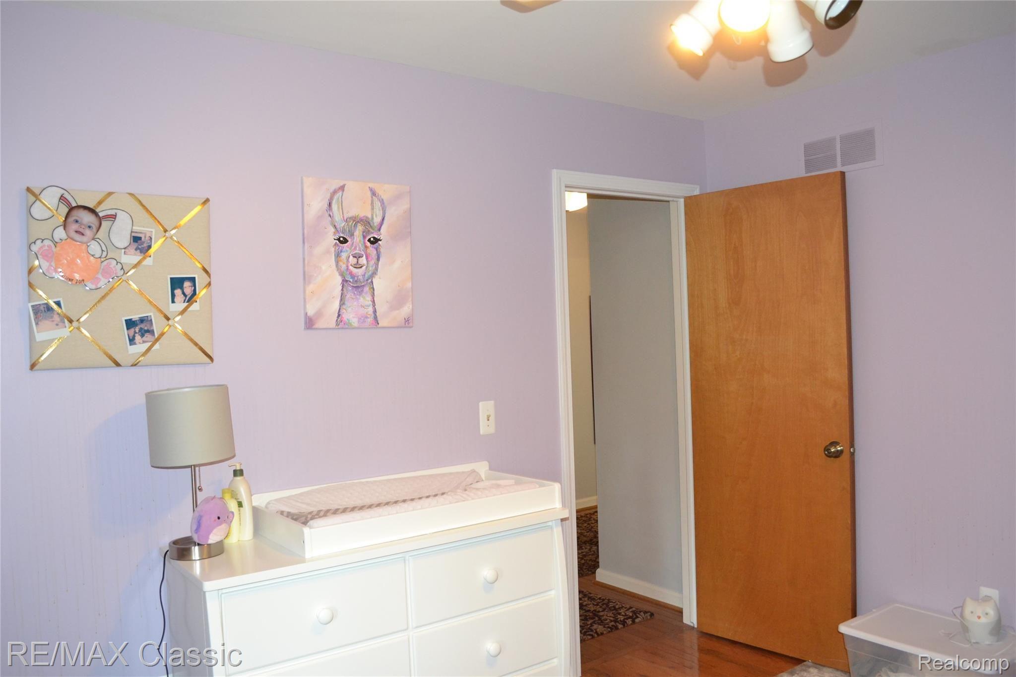 4350 Ravinewood Drive Commerce Township, MI 48382 - Photo 27 of 31 Bedroom 2
