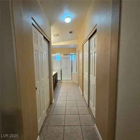 $2,100 | 1008 Venetian Hills Lane, Las Vegas, NV 89144