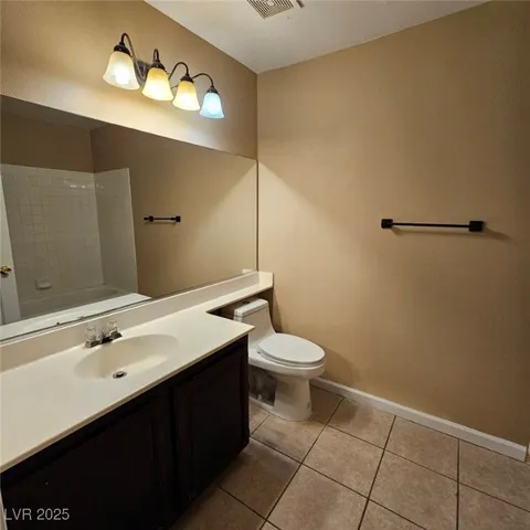 $2,100 | 1008 Venetian Hills Lane, Las Vegas, NV 89144