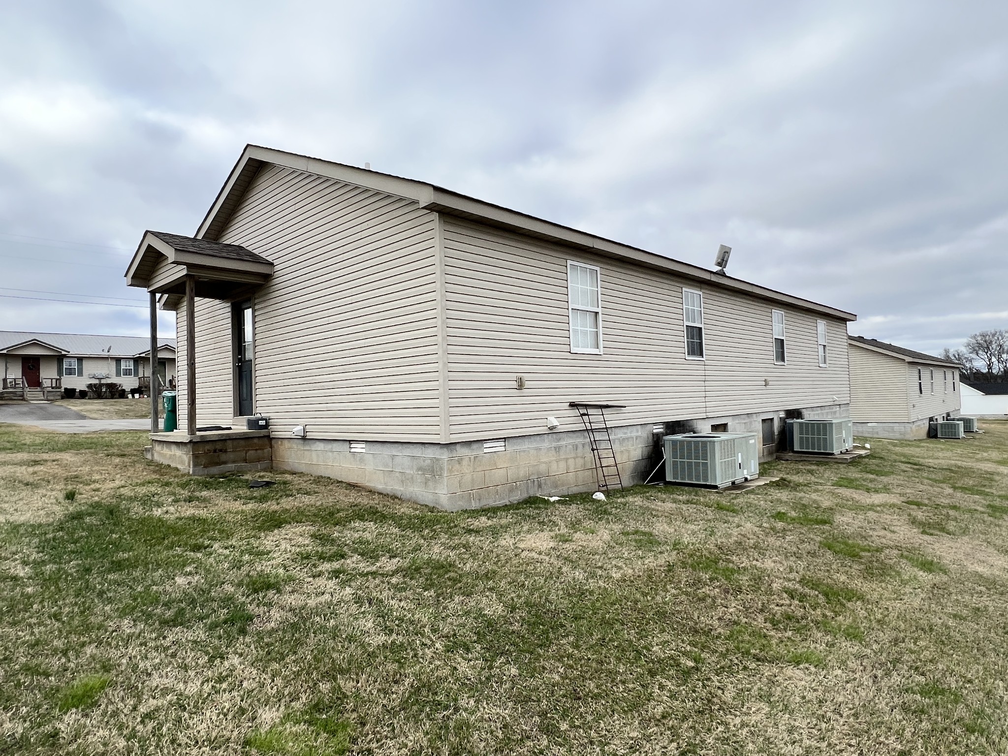 28 Modena Place Decherd, TN 37324 - Photo 4 of 24 Gallery Image 4