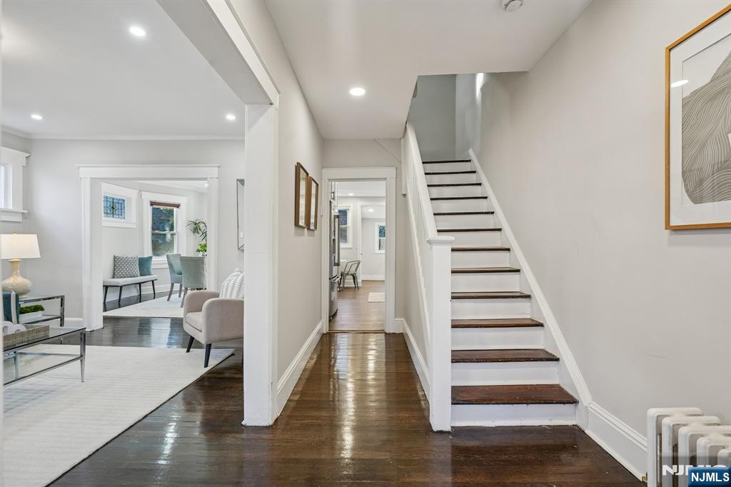 32 Edgewood Road Glen Ridge, NJ 07028 - Photo 4 of 26