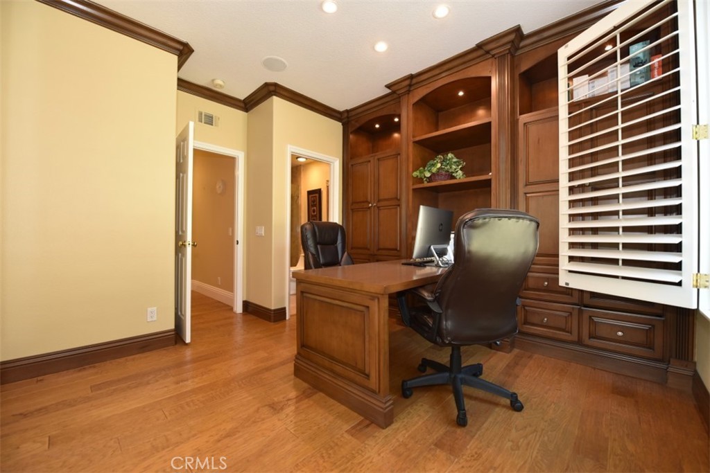 12 Brigadier Irvine, CA 92603 - Photo 17 of 50 a view of workspace with windows