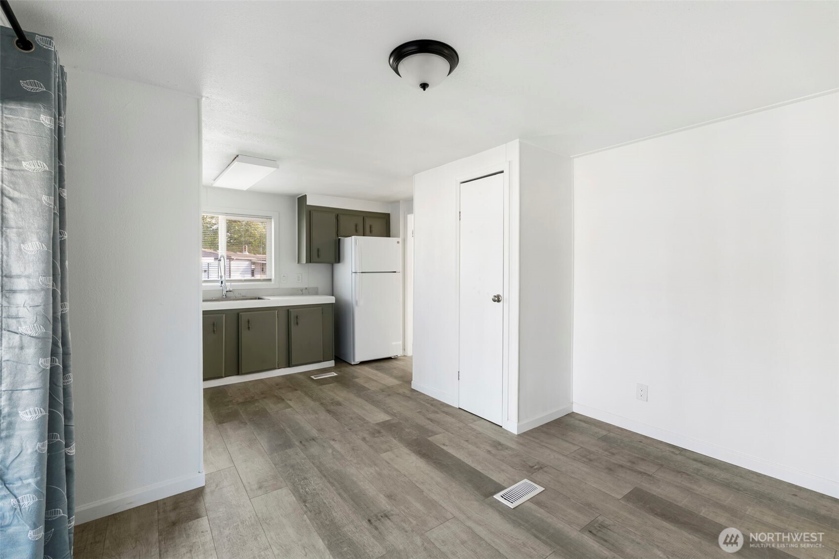 225 Ho Hum Lane Aberdeen, WA 98520 - Photo 12 of 30