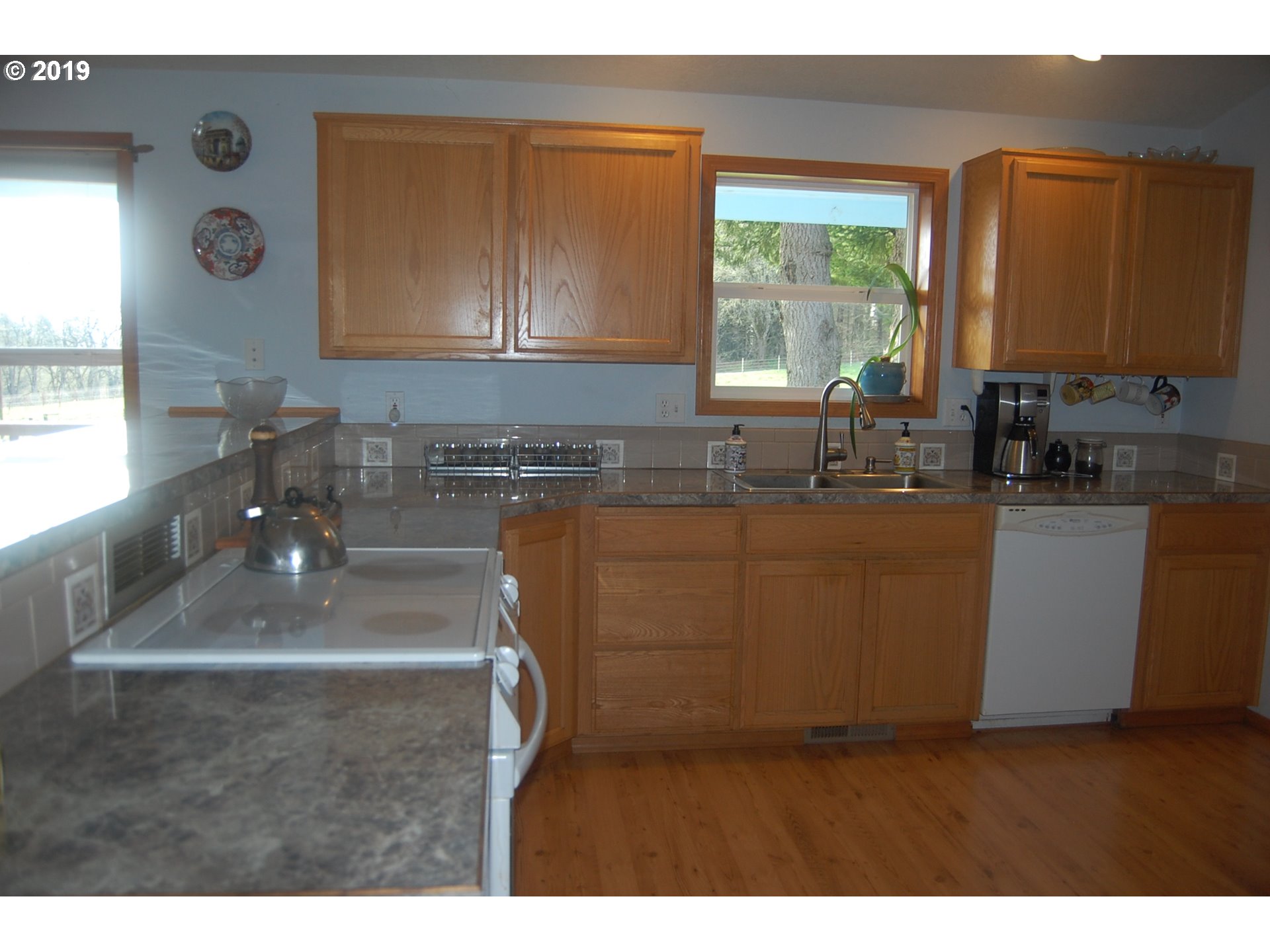 25251 Southeast Skyline Road Amity, OR 97101 - Photo 4 of 32 Gallery Image 4