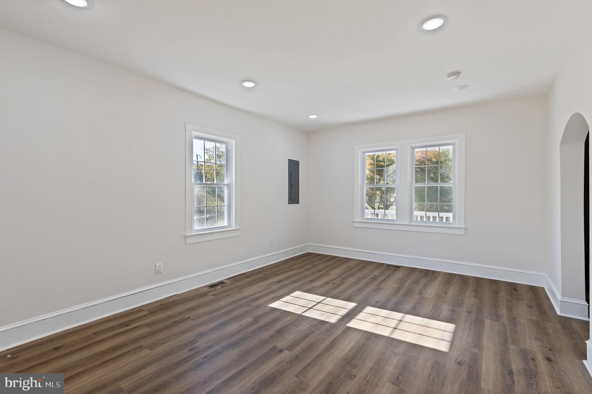 208 Vineyard Road Atco, NJ 08004 - Photo 11 of 41