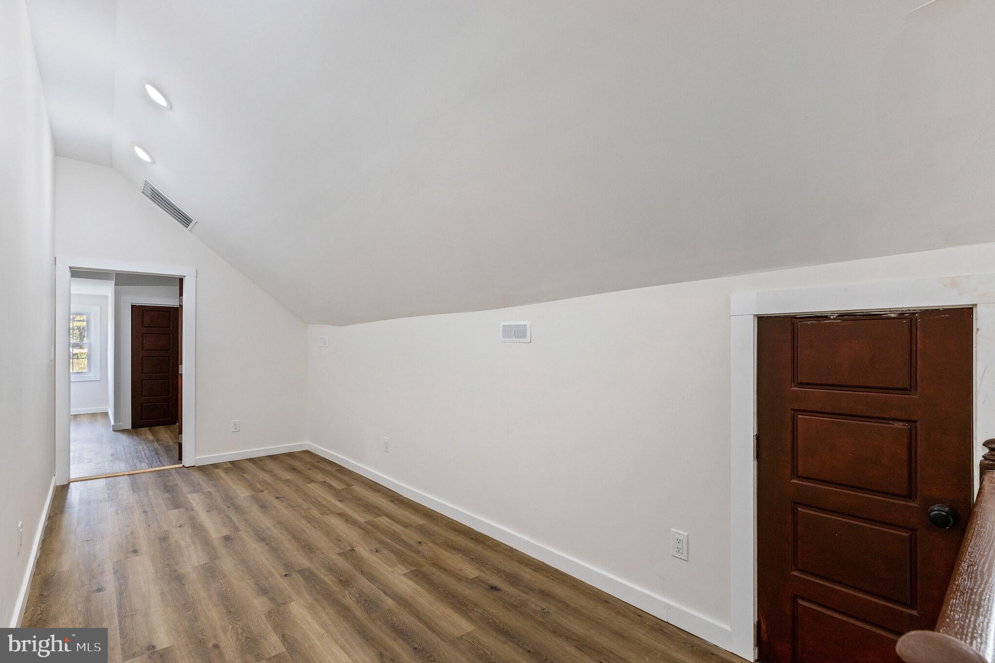 208 Vineyard Road Atco, NJ 08004 - Photo 23 of 41