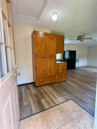 $1,100 | 17903 Strack Drive East, Unit GARAGE, Spring, TX 77379