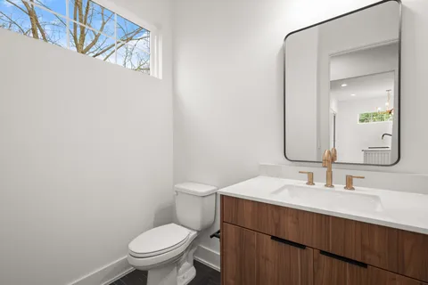 $737,500 | 601 Vermont Road, Unit 2, Austin, TX 78702