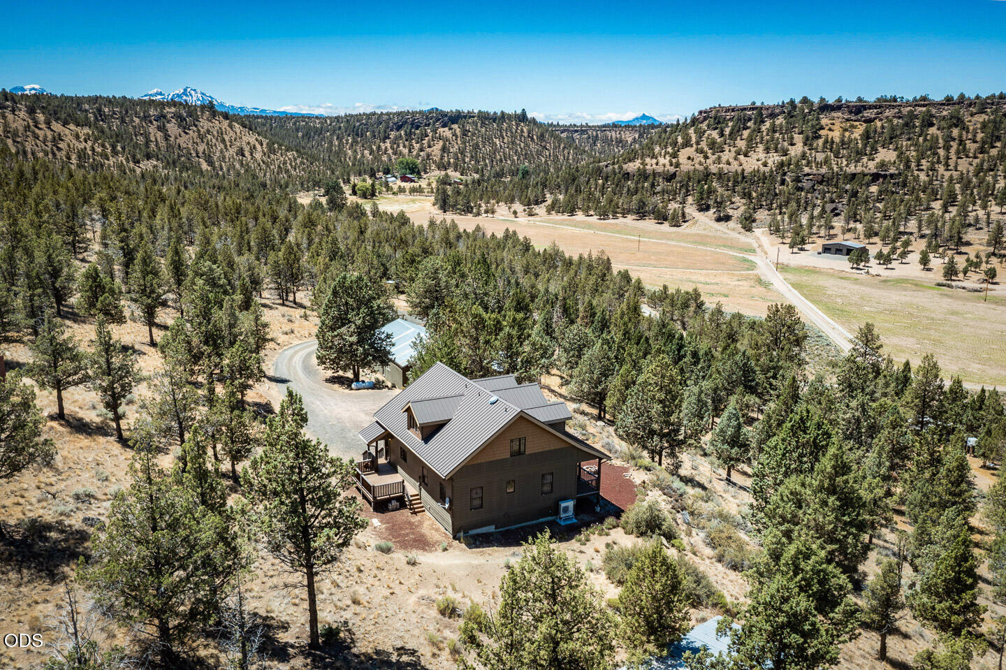 70090 McKenzie Canyon Road Sisters, OR 97759 - Photo 40 of 58