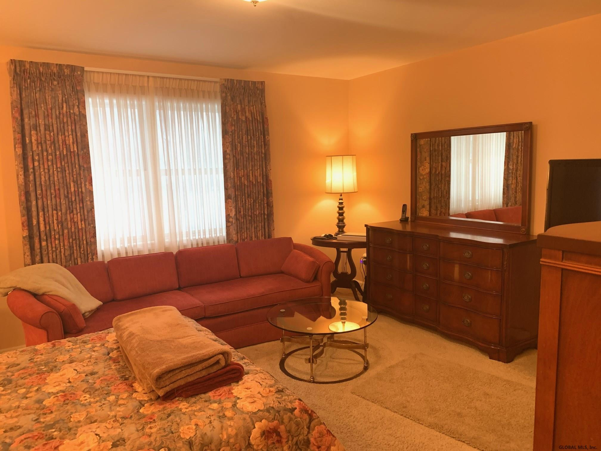 165 Harvard Road Colonie, NY 12189 - Photo 17 of 29 Photo 17