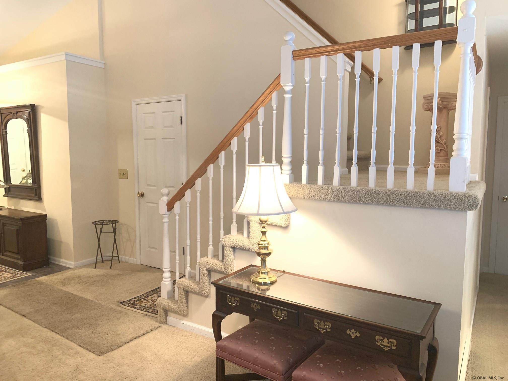 165 Harvard Road Colonie, NY 12189 - Photo 3 of 29 Photo 3