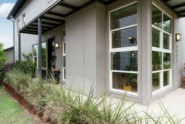 $3,400 | 6008 Florencia Lane, Austin, TX 78724