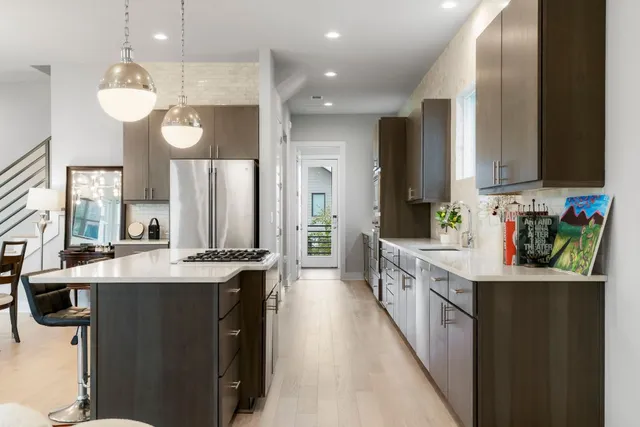 $3,400 | 6008 Florencia Lane, Austin, TX 78724