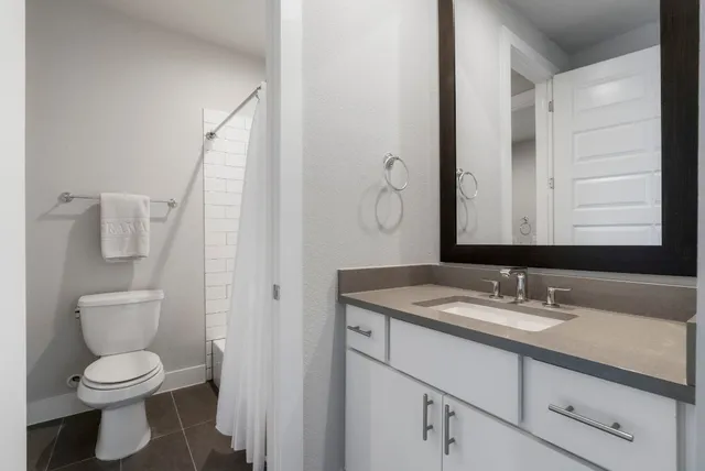 $3,400 | 6008 Florencia Lane, Austin, TX 78724