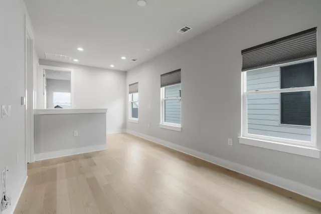 $3,400 | 6008 Florencia Lane, Austin, TX 78724