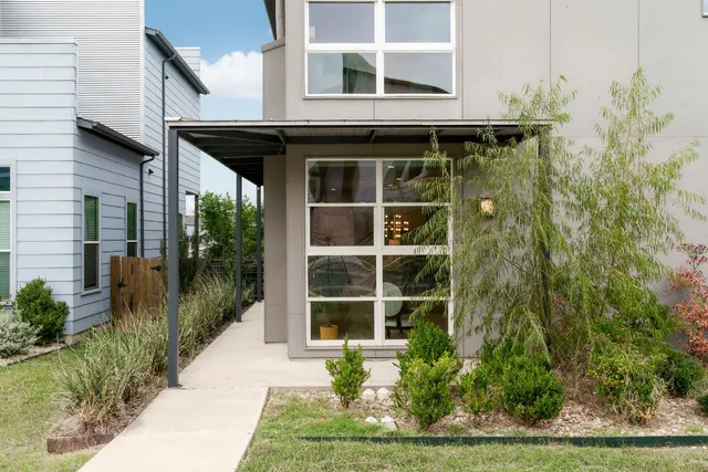 $3,400 | 6008 Florencia Lane, Austin, TX 78724