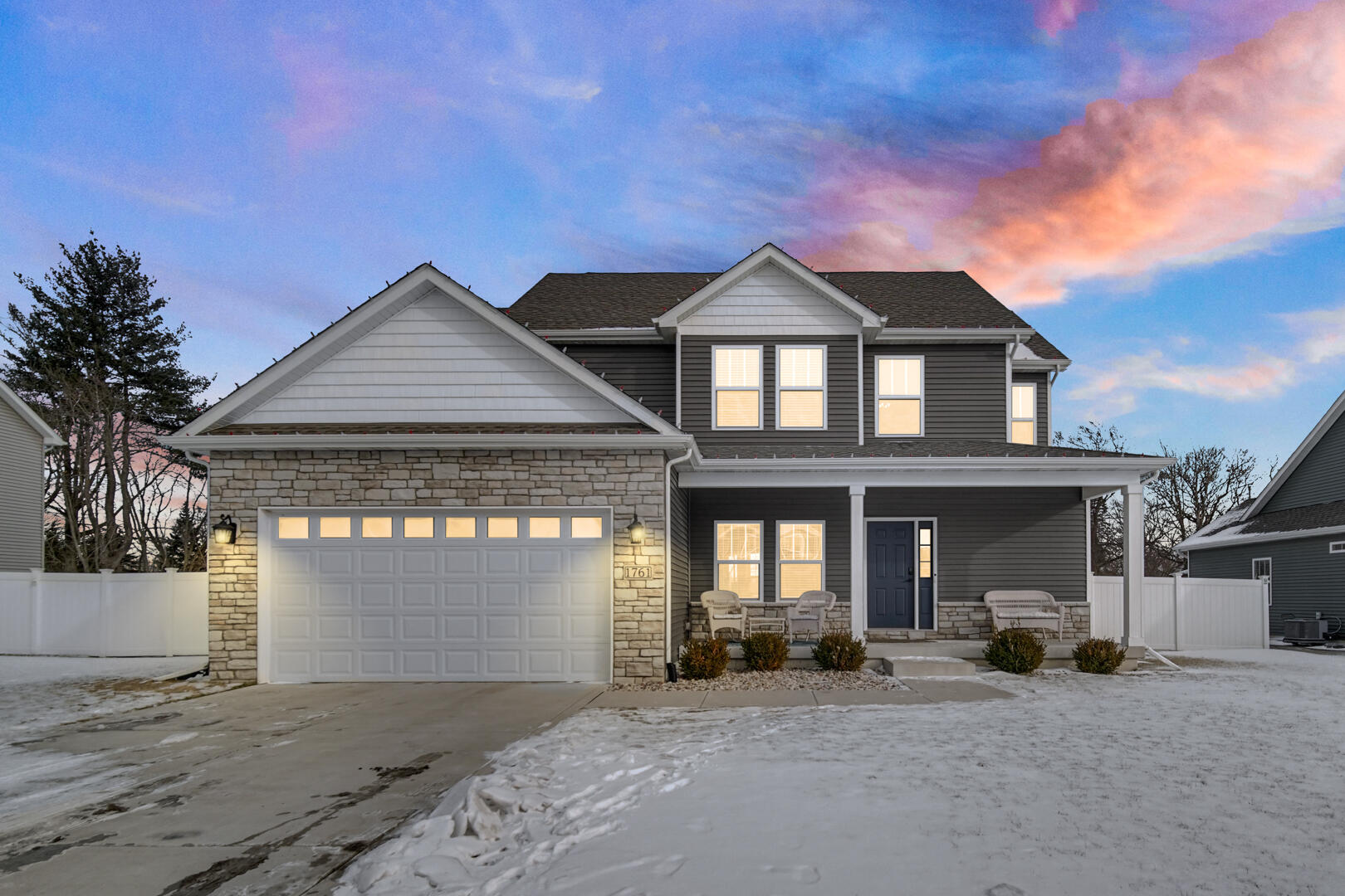 1761 Gurney Street Hobart, IN 46342 - Photo 2 of 21 1620x1080