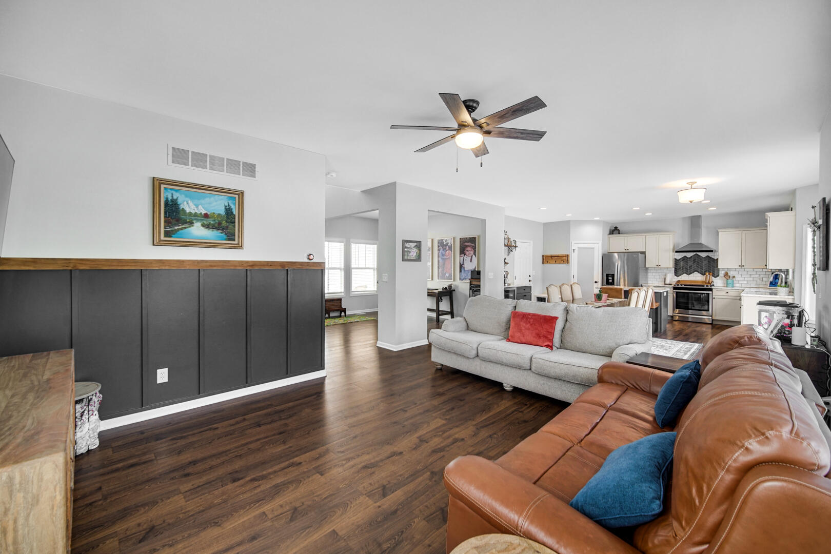 1761 Gurney Street Hobart, IN 46342 - Photo 9 of 21 1620x1080