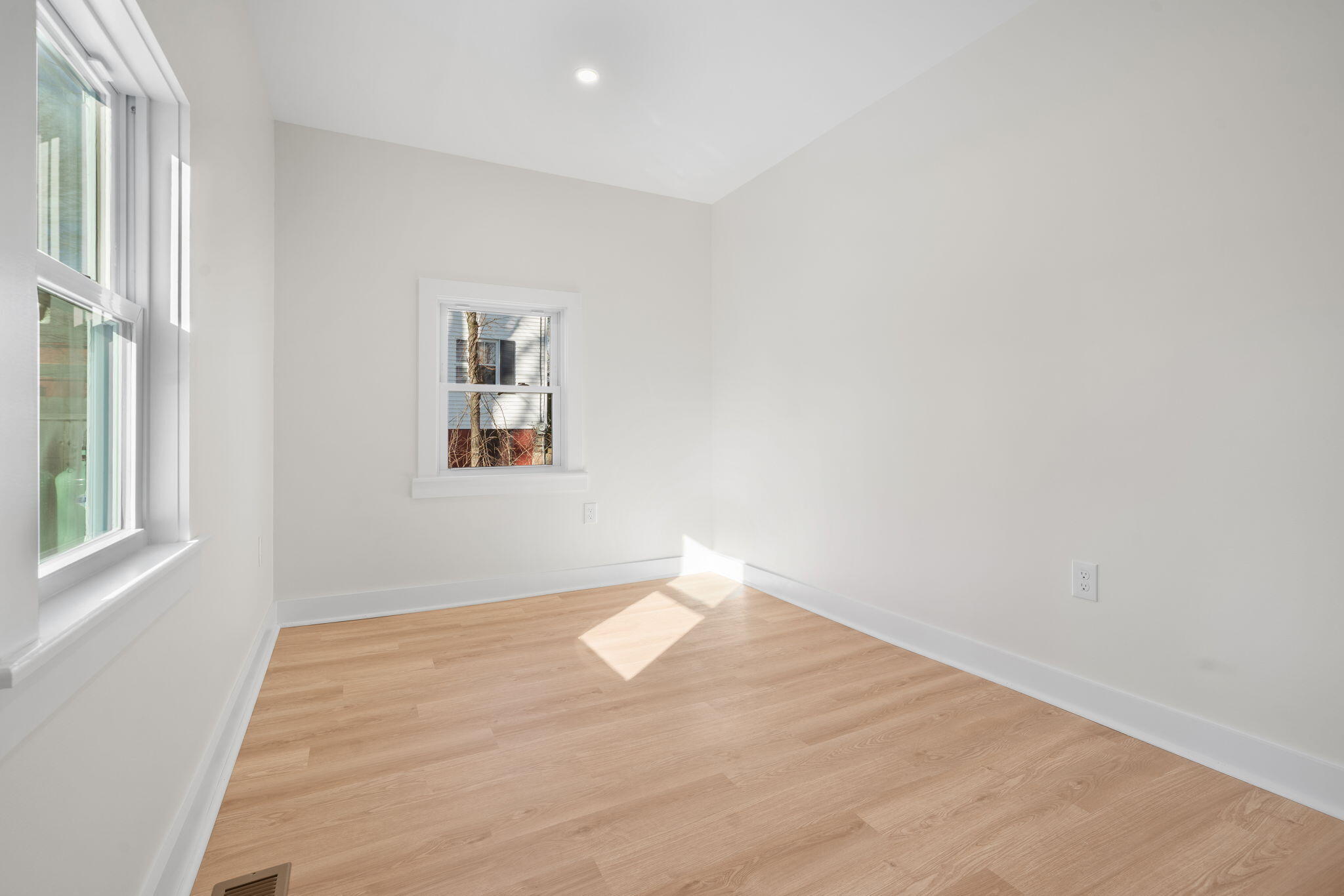 17 Bridge Street Berwick, ME 03901 - Photo 23 of 46 SBC02959 - Copy