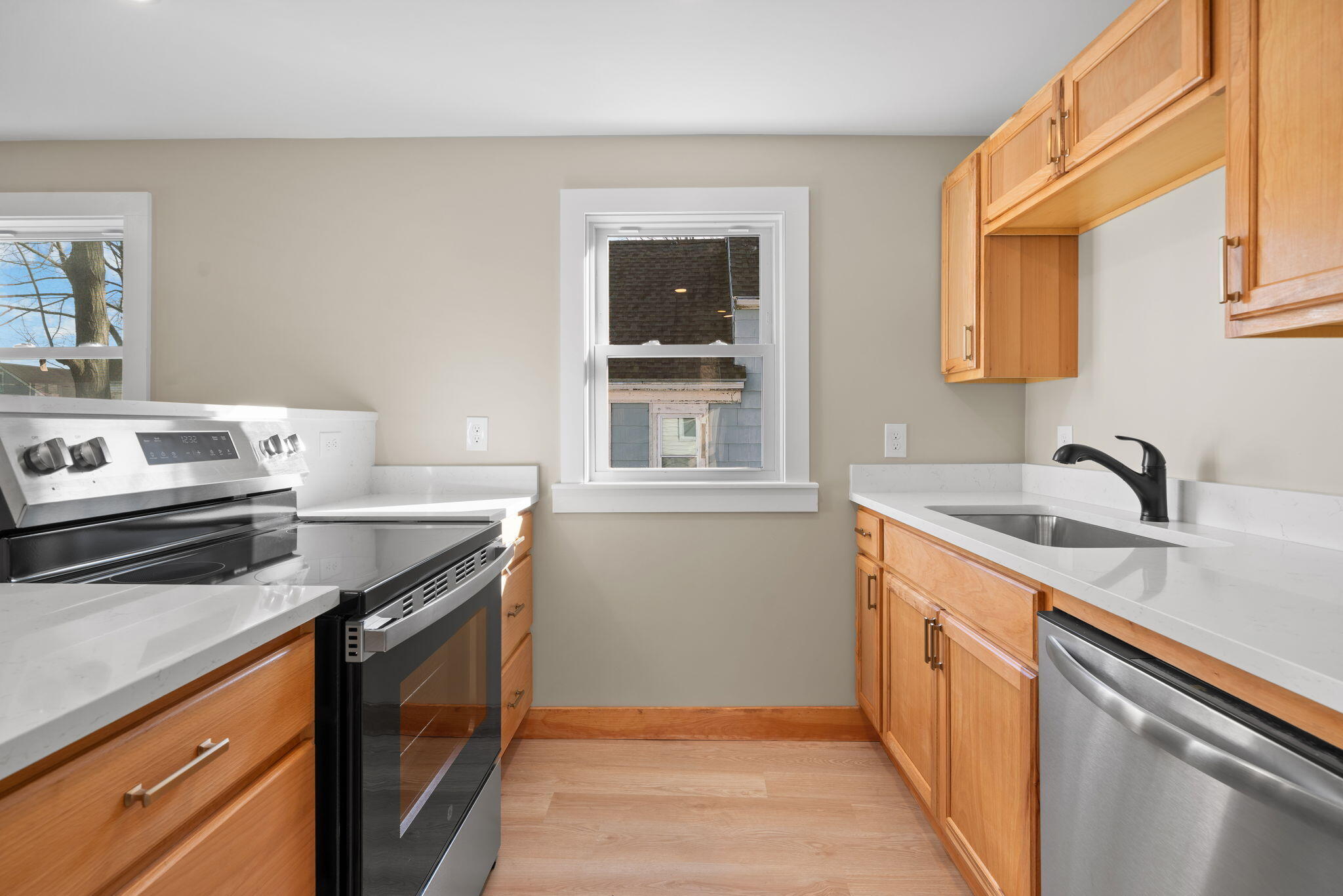 17 Bridge Street Berwick, ME 03901 - Photo 7 of 46 SBC03013