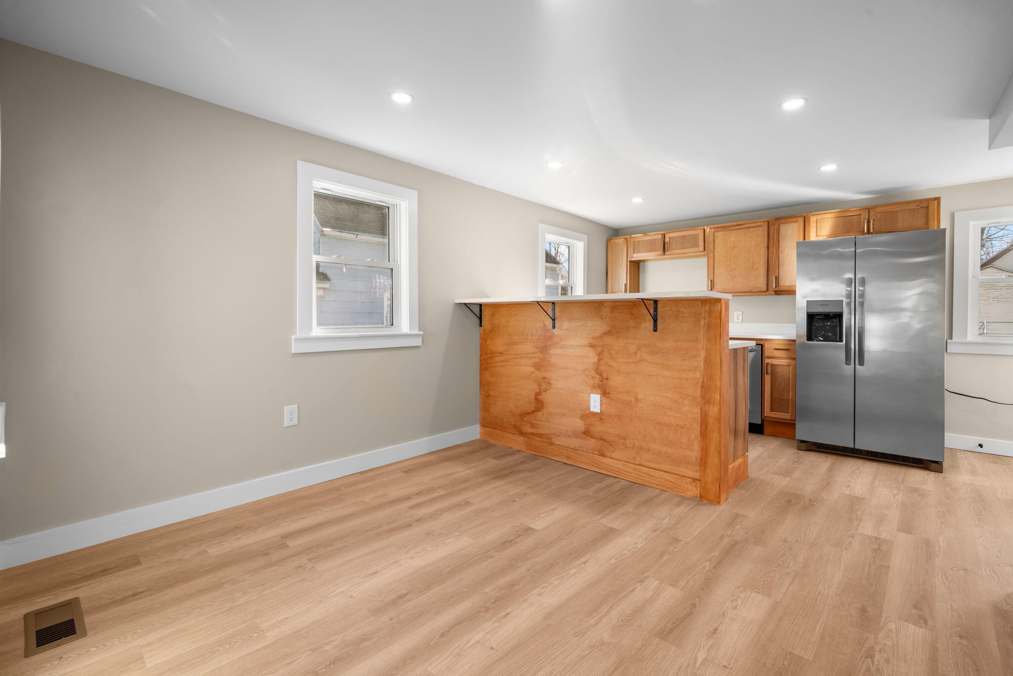 17 Bridge Street Berwick, ME 03901 - Photo 9 of 46 SBC02977 (1)