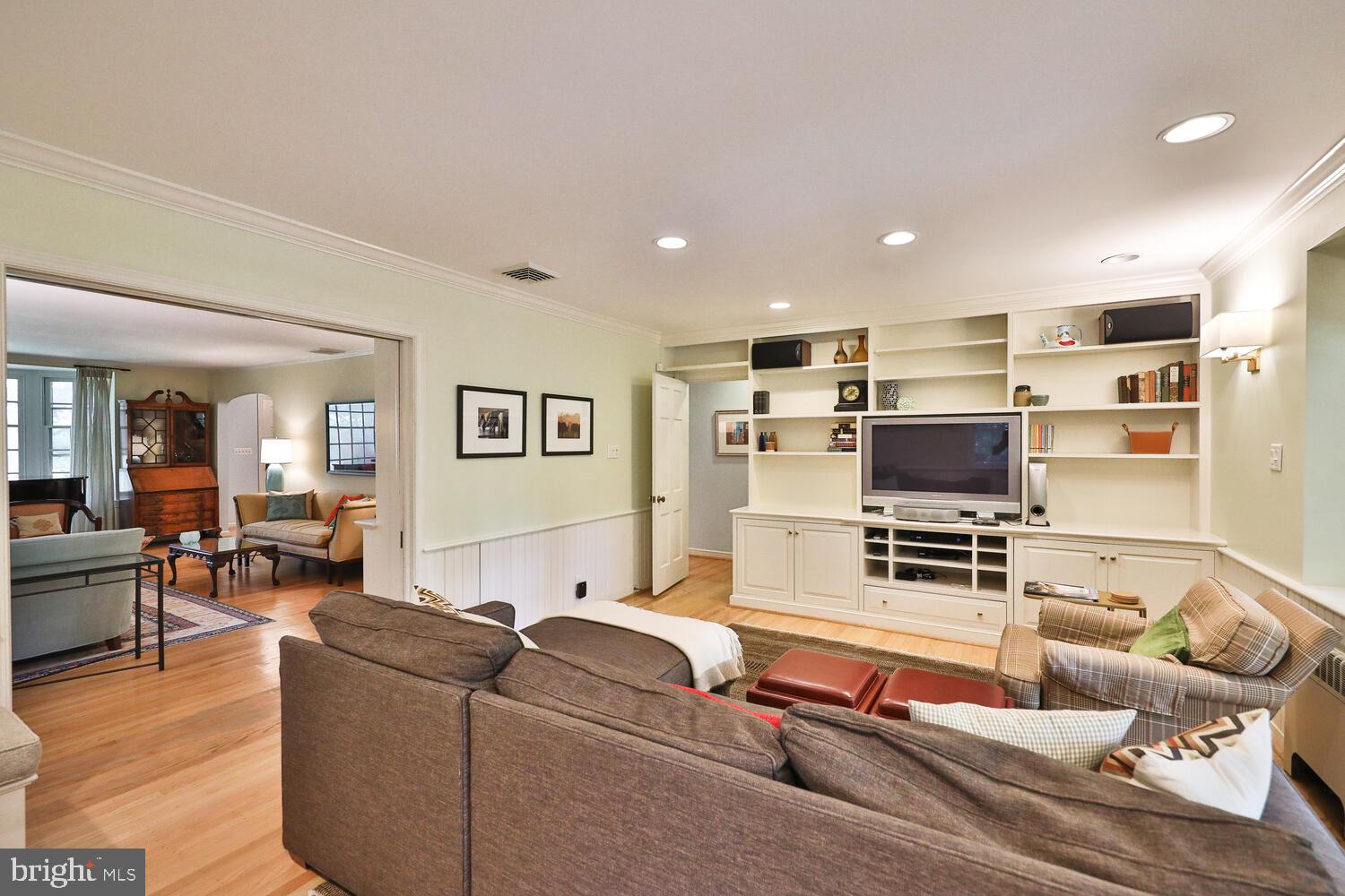 1428 Hampton Road Rydal, PA 19046 - Photo 23 of 58 Family Room