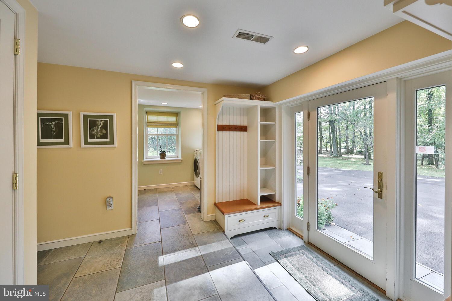 1428 Hampton Road Rydal, PA 19046 - Photo 25 of 58 Rear Foyer/Mudroom