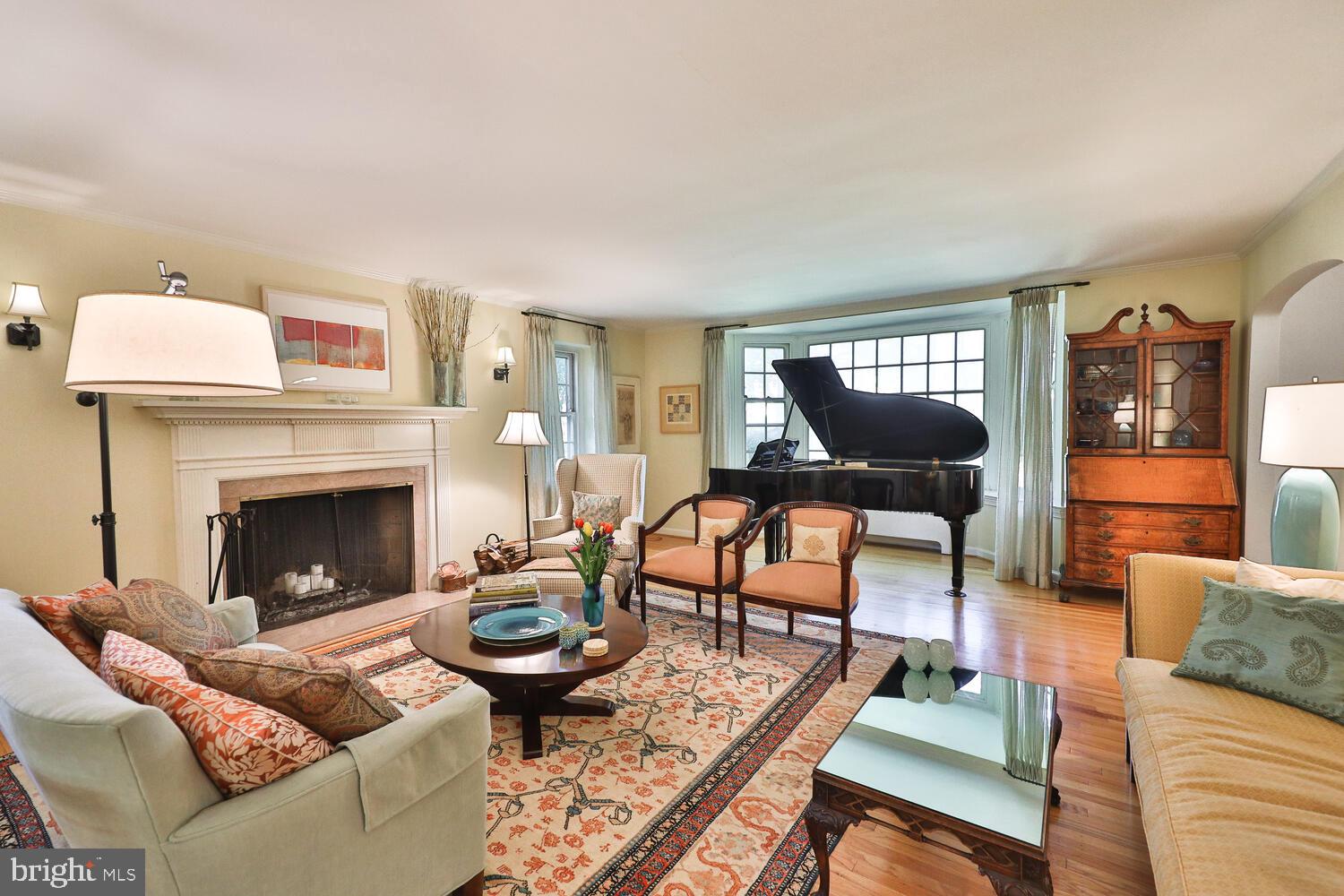 1428 Hampton Road Rydal, PA 19046 - Photo 7 of 58 Living Room