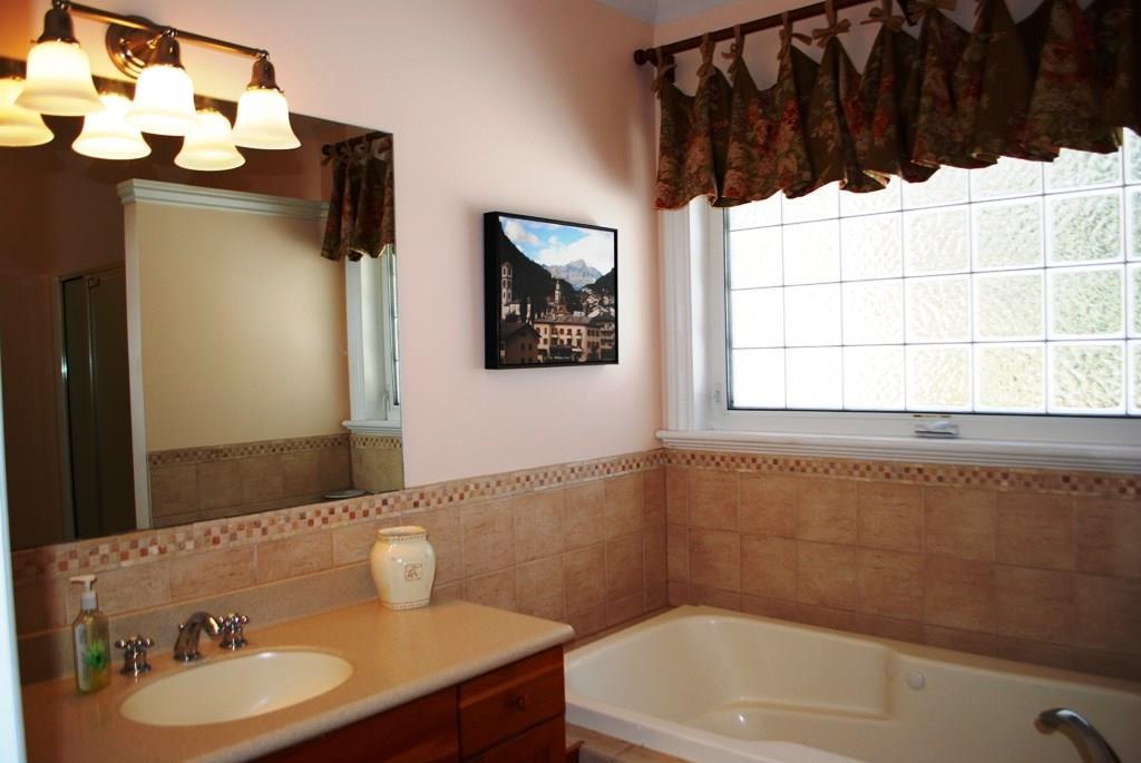 22 Landing Road Saco, ME 04072 - Photo 16 of 28 Master Bath