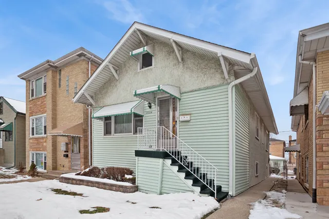 $279,977 | 2324 North 73rd Court, Elmwood Park, IL 60707