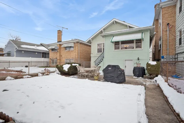 $279,977 | 2324 North 73rd Court, Elmwood Park, IL 60707