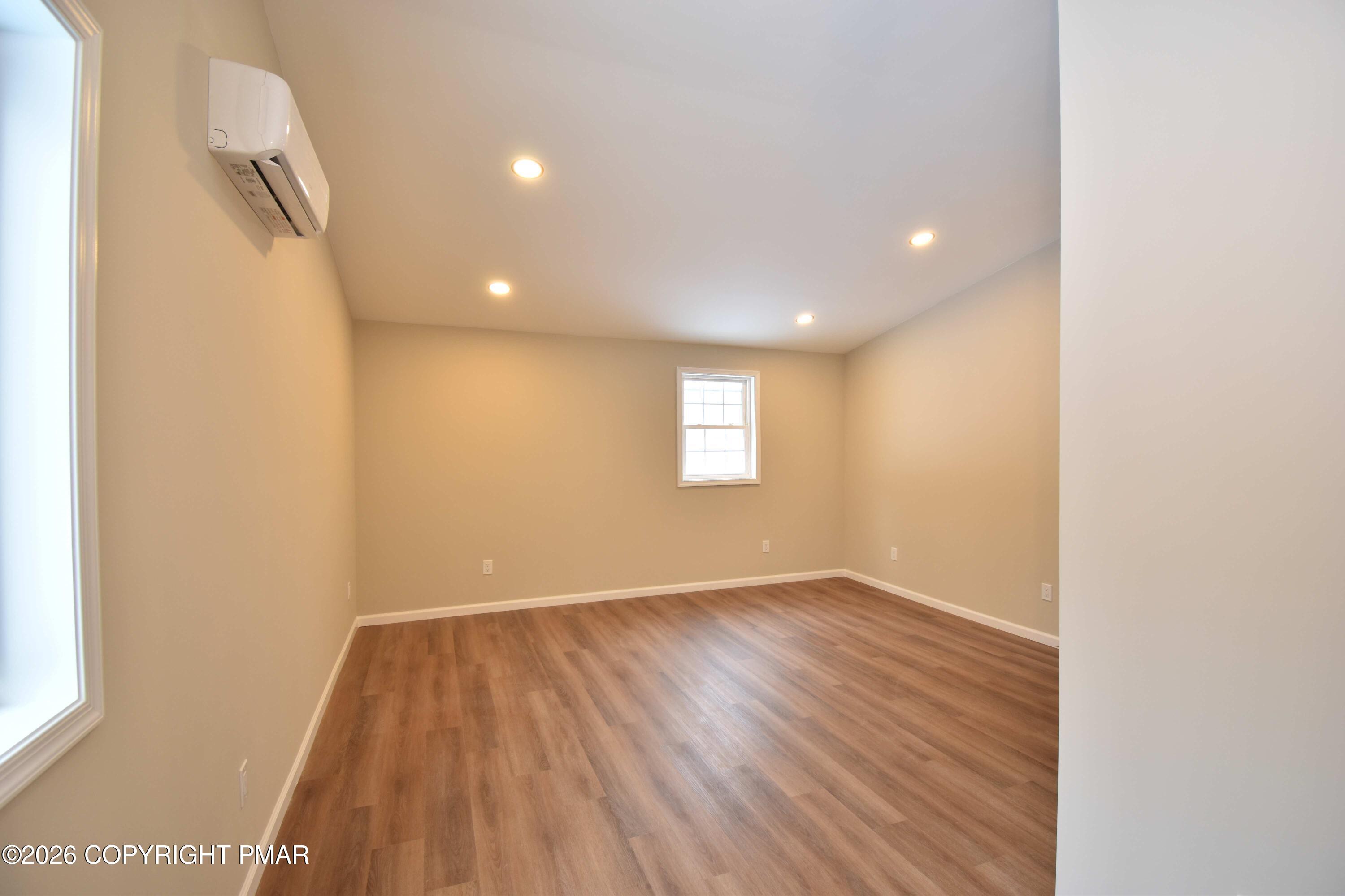 108 Stag Court Bushkill, PA 18324 - Photo 21 of 29 primary bedroom