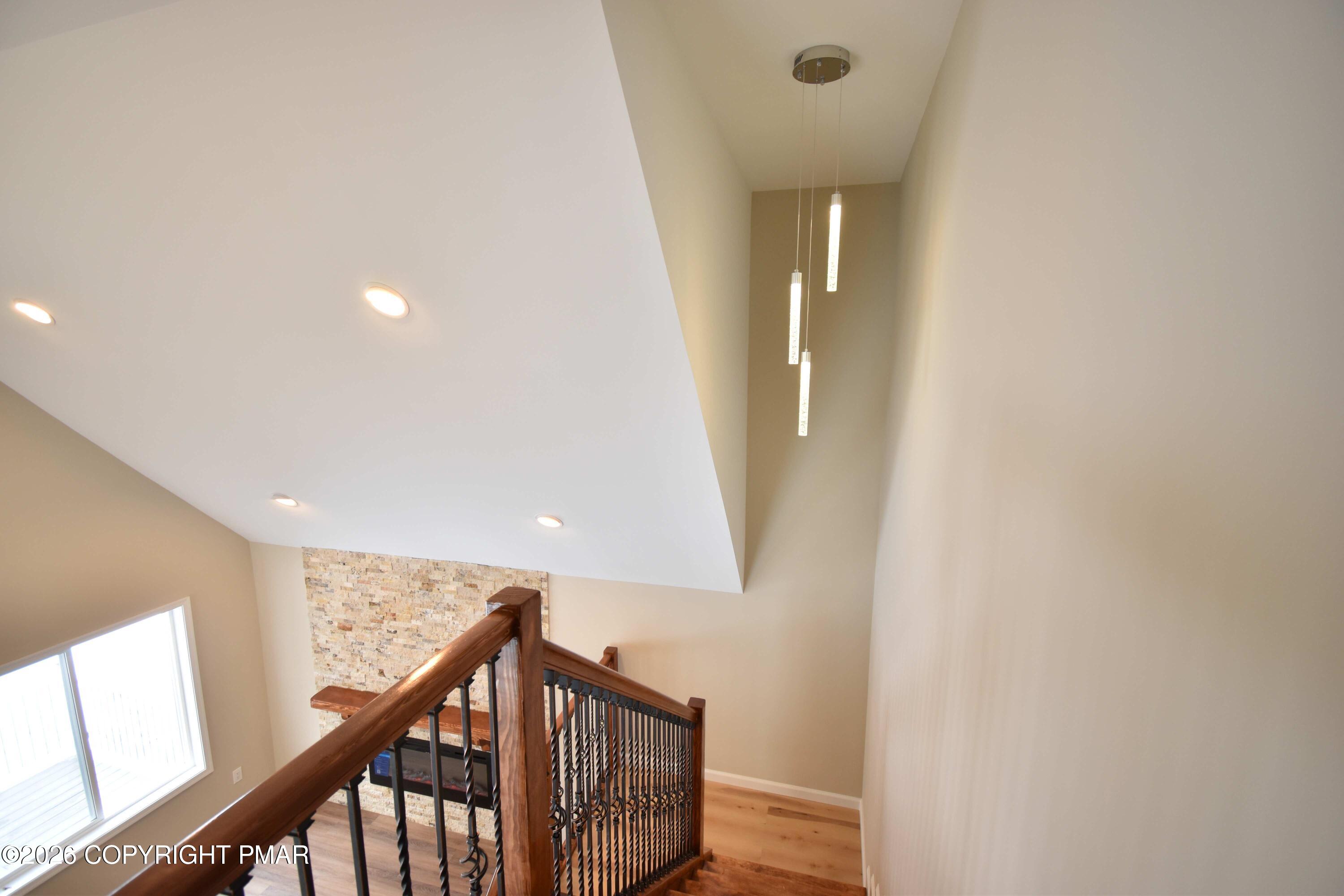 108 Stag Court Bushkill, PA 18324 - Photo 28 of 29 interior upper hall view