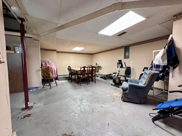 $185,000 | 1305 West 3rd Street, Sterling, IL 61081