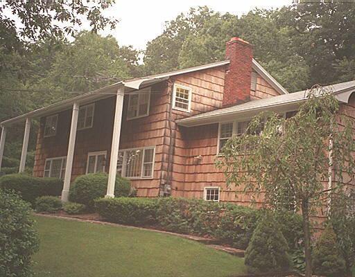 35 Turkey Meadow Road Trumbull, CT 06611 - Photo 1 of 1 Gallery Image 1