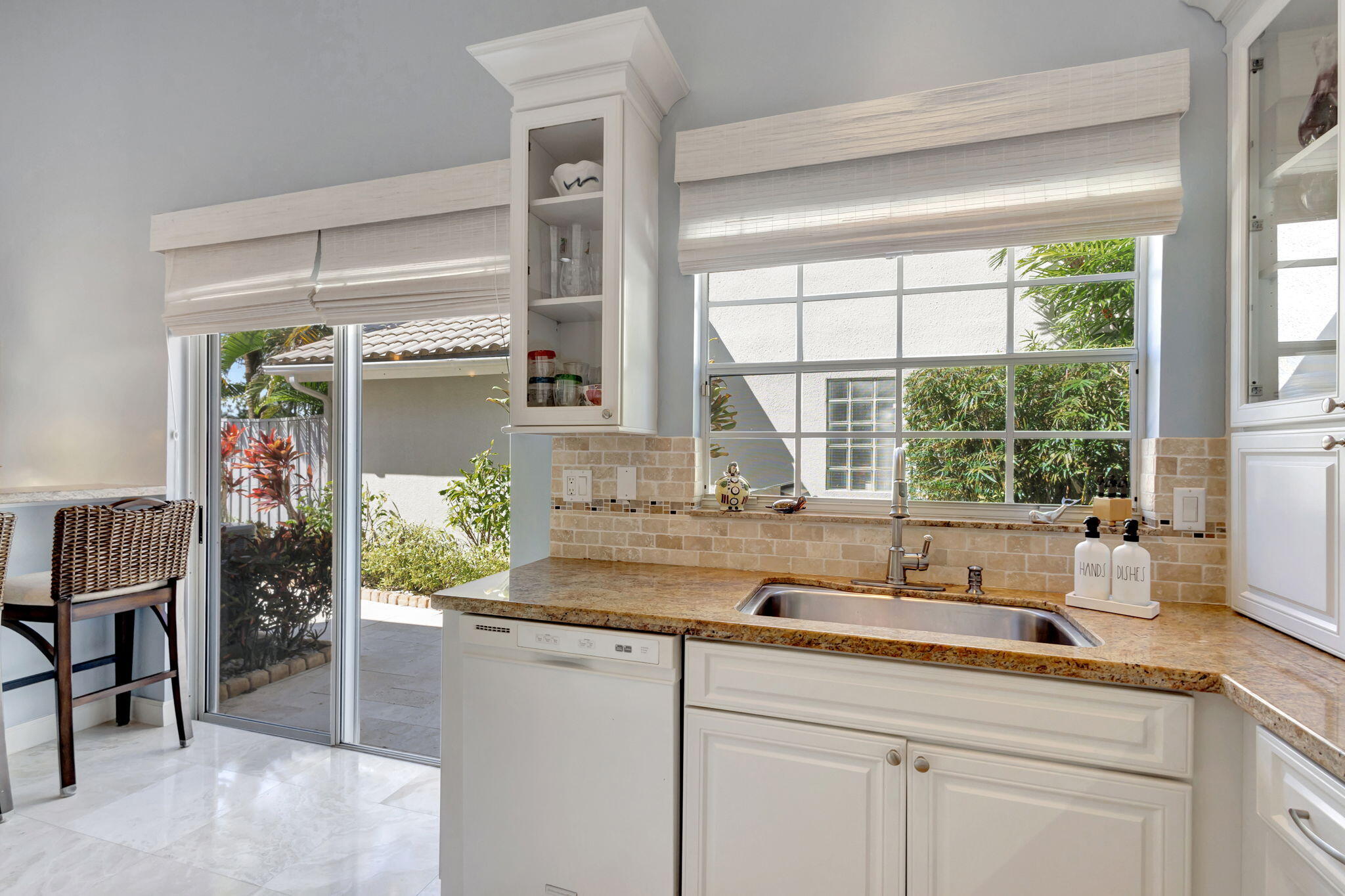 108 Eagleton Lane Palm Beach Gardens, FL 33418 - Photo 23 of 103 22-web-or-mls-5D1A8070