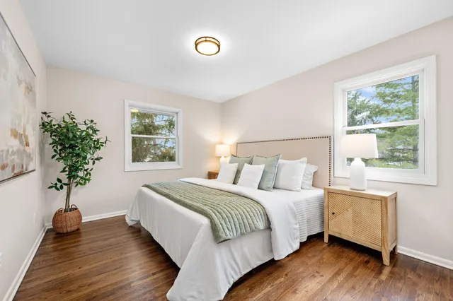 $479,900 | 10016 Irwin Road, Bloomington, MN 55437