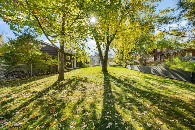 $479,900 | 10016 Irwin Road, Bloomington, MN 55437